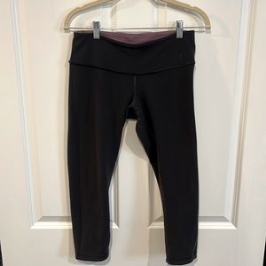 Lululemon Wunder Under reversible cropped leggings